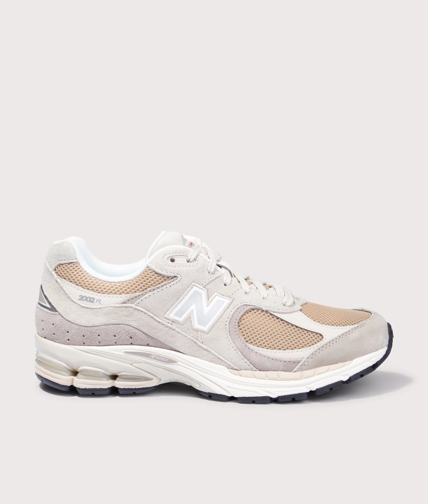 New Balance Mens 2002R Sneakers